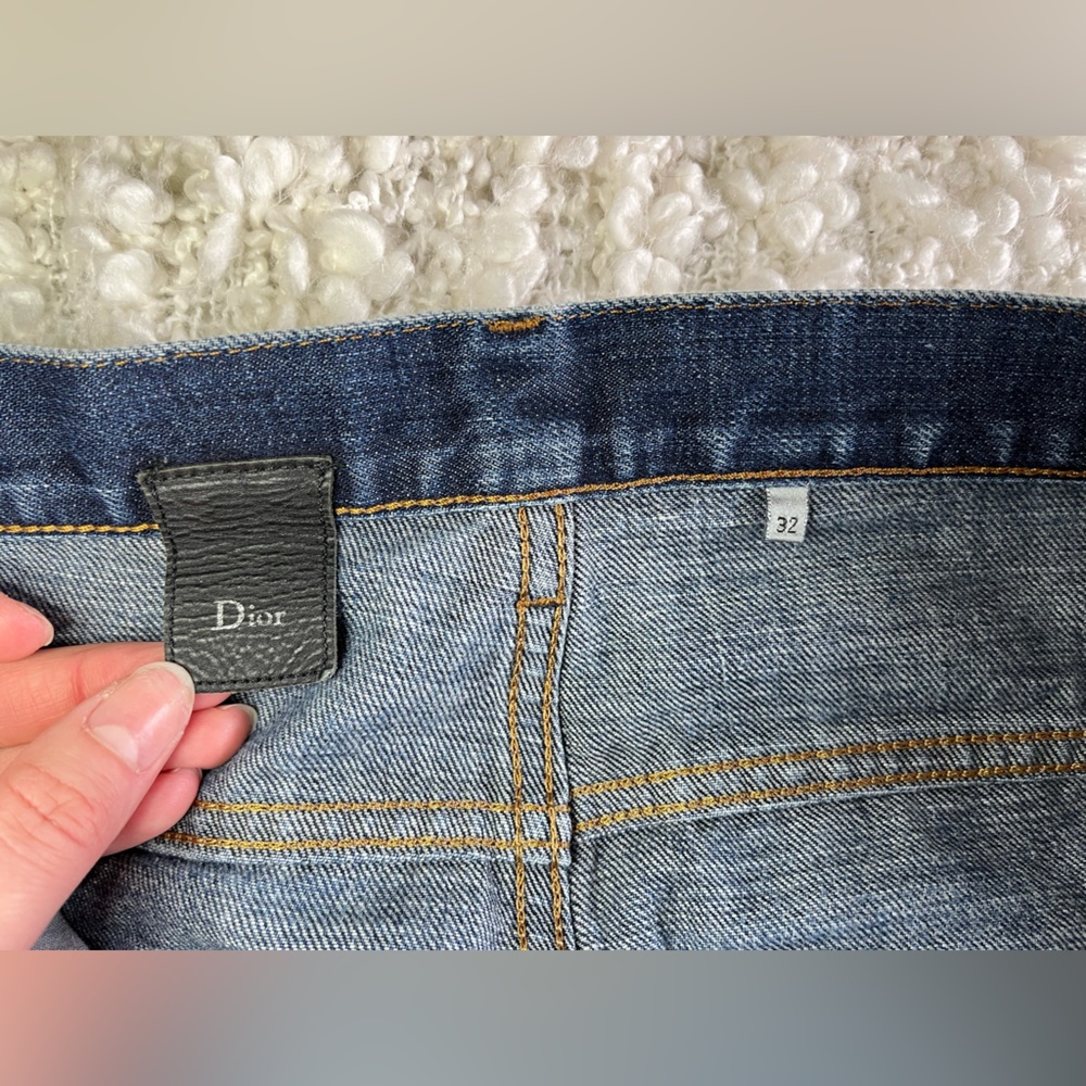 DIOR Homme. Medium Wash Straight Leg Slim Fit Denim Jeans. Size US 32. - Picture 4 of 16
